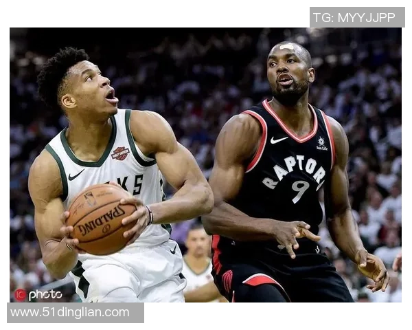 雄鹿与猛龙激战正酣比赛结果揭晓引发球迷热议